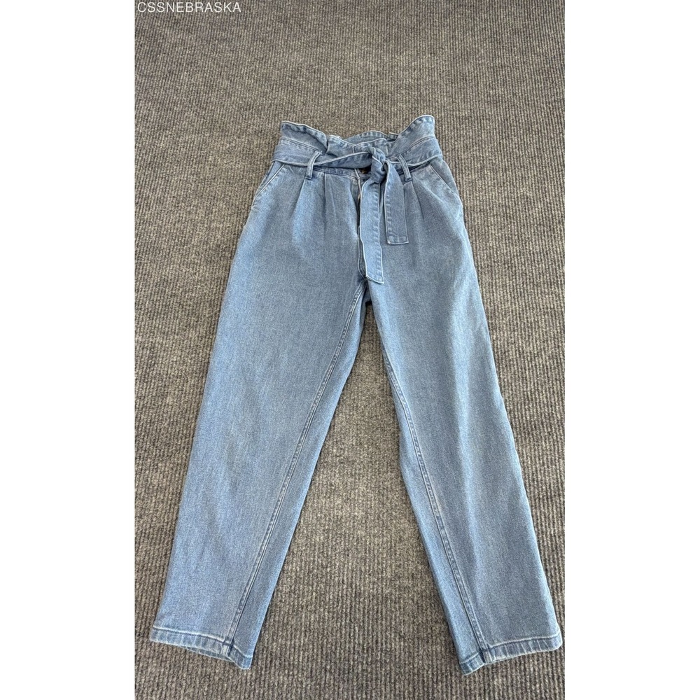 Who What Wear Women's Light Wash High Rise Paperbag Waist Tapered Jeans Sz 4